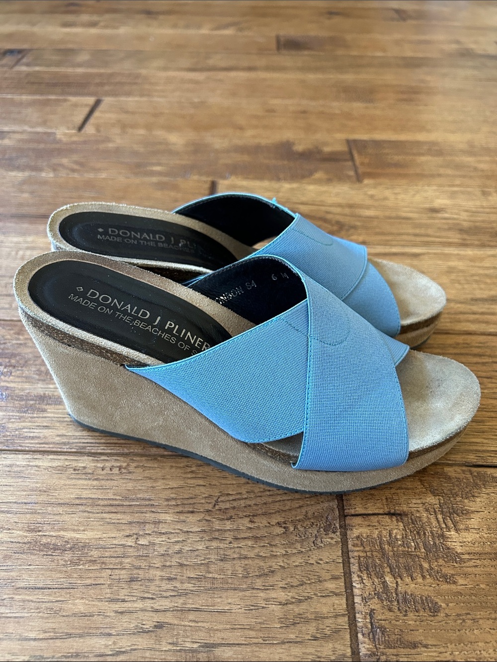Donald J Pliner Bonbon Crisscross Wedge Heel Sandals Blue Size 6